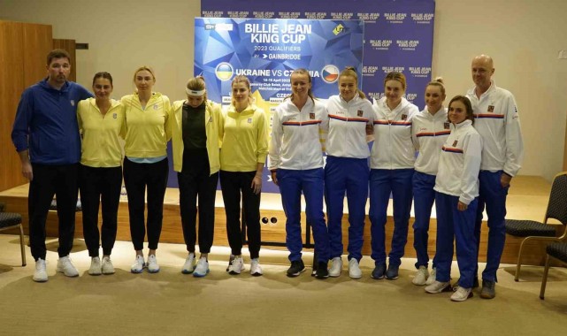 Dünya Tenisinin Yıldızı Barbora Krejcikova'dan depremzedelere anlamlı destek