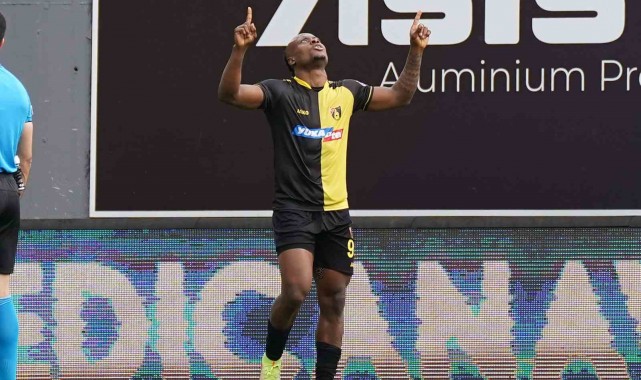 Emeka Eze, Süper Lig'deki ilk golünü attı