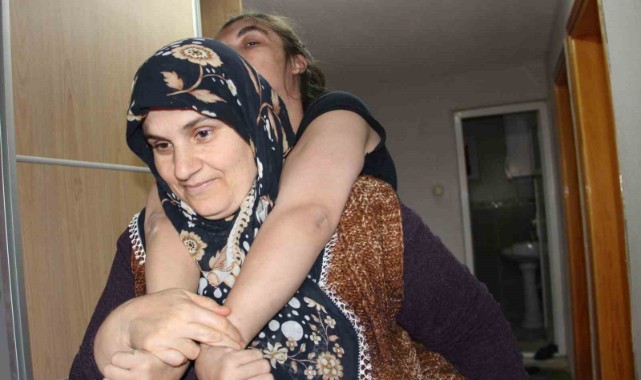 Fedakar anne sesini duyurmak istiyor