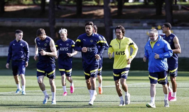 Fenerbahçe kupa mesaisine başladı