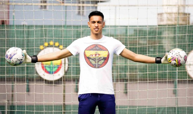 Fenerbahçeli kaleci İrfan Can Eğribayat: "Rakibimizin puan kaybı yaşayacağını düşünüyorum"