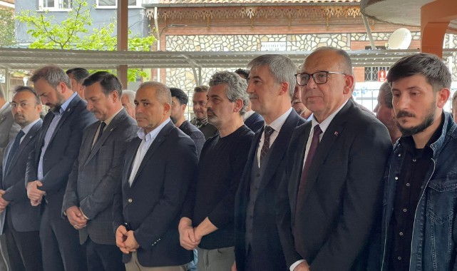 Gazeteci Serkan Tatlı'nın babası toprağa verildi
