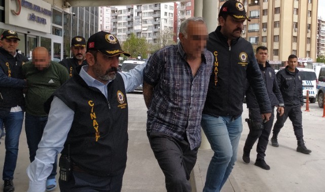 Komşusunu öldüren baba oğul tutuklandı