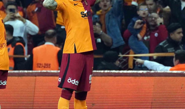 Mauro Icardi büyük maçları boş geçmedi