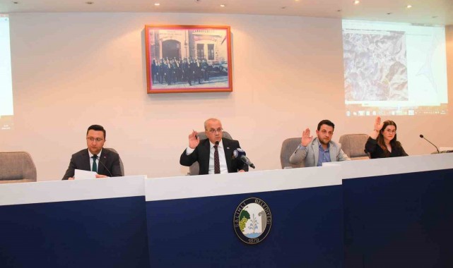 Salihli'de 3 şehidin ismi köprü ve parka verildi