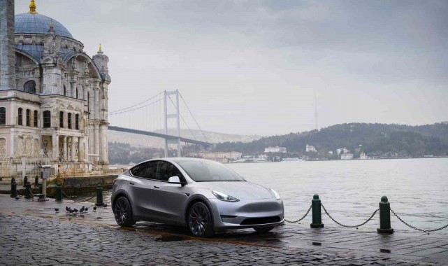 Tesla Türkiye'de fırsatçıları ofsayta düşürdü
