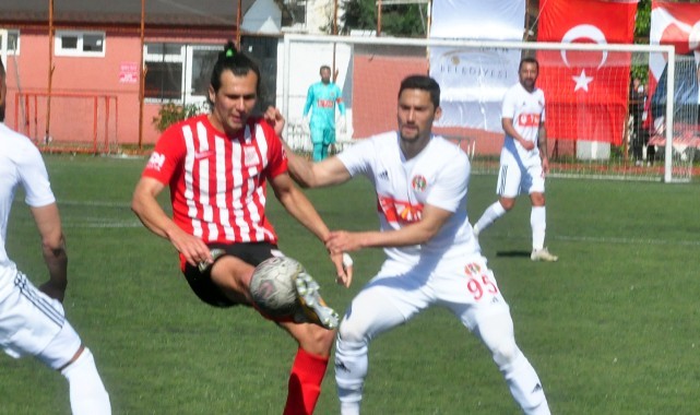 Turgutluspor Ayvalık'ta yokları oynadı: 3-0