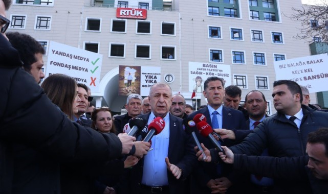 Ümit Özdağ: "Televizyonlarda olmayabiliriz ama meydanlarda olmaya devam edeceğiz"