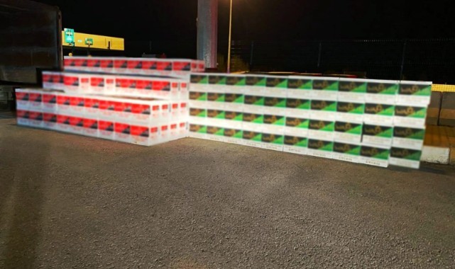 Uygulamada arama yapılan araçta 2 milyon 420 bin makaron bulundu 