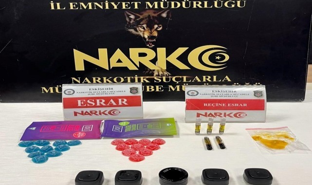 1,8 kilogram uyuşturucu madde ele geçirilen operasyonlarda 18 şüpheli yakalandı  