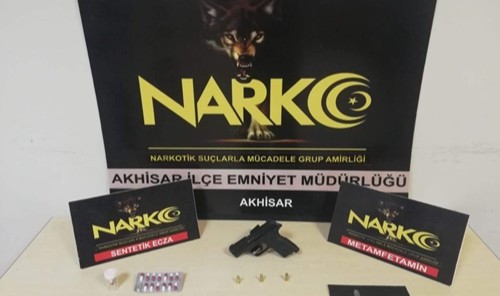 Akhisar'daki uyuşturucu operasyonunda 2 gözaltı