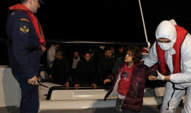 Ayvacık açıklarında 27 kaçak göçmen yakalandı   