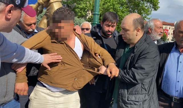 Bankamatikten 50 bin lira çaldı, kaçmaya çalışırken vatandaşlar yakaladı   