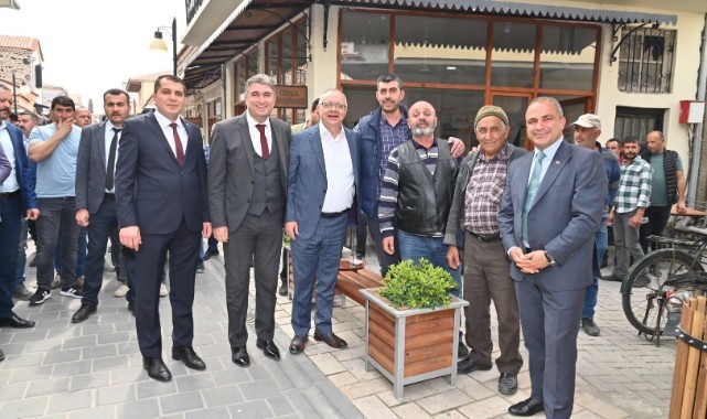 Başkan Ergün ve Ali Uçak Kula Esnafını Ziyaret Etti