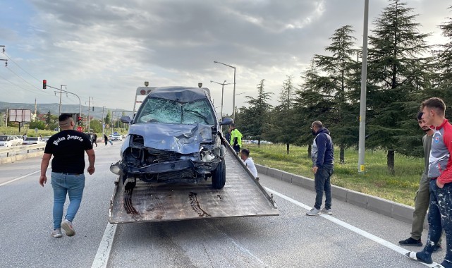 Burdur'da otomobille motosiklet çarpıştı: 1 ölü, 1 yaralı