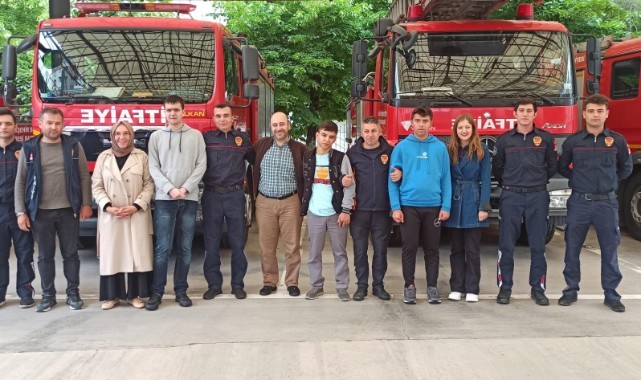 Büyükşehir İtfaiyesi Özel Konuklarını Ağırladı
