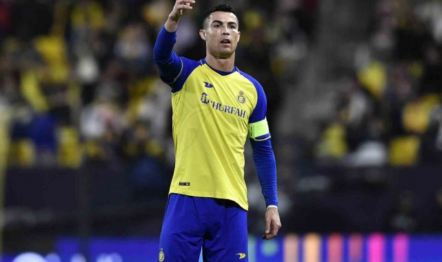 Cristiano Ronaldo'lu Al Nassr, şampiyonluğu Al Ittihad'a kaptırdı