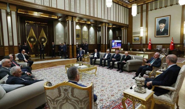 Cumhurbaşkanı Erdoğan, TBMM Başkanı Şentop ve Cumhur İttifakı liderlerini kabul etti