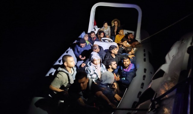 Datça’da 20 göçmen yakalandı