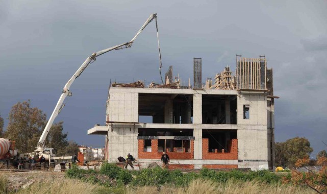 DEÜ'lü akademisyenden tepki: "Bilgisizlik ve umursamazlık insan hayatını tehdit ediyor"