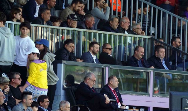 Fatih Terim'den, Arda Turan'a destek