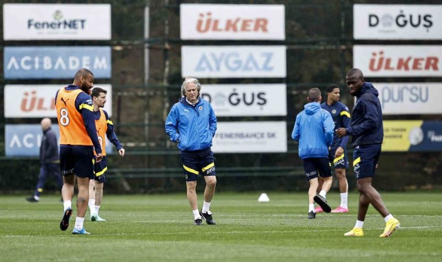 Fenerbahçe, Antalyaspor maçı hazırlıklarına devam etti