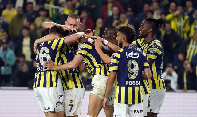 Fenerbahçe’nin Trabzonspor’a karşı yenilmezlik serisi 26 maça çıktı   