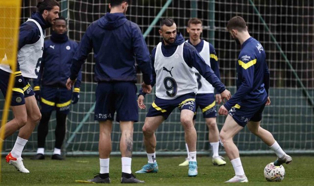 Fenerbahçe'de Trabzonspor maçı hazırlıkları başladı