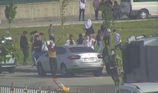 Güvenlik güçlerine taşlı saldırıda bulunan 7 kişi gözaltına alındı  