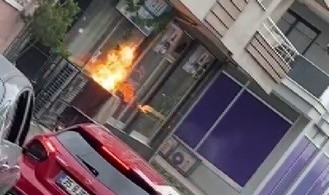 İzmir'de kıraathaneye molotoflu saldırı