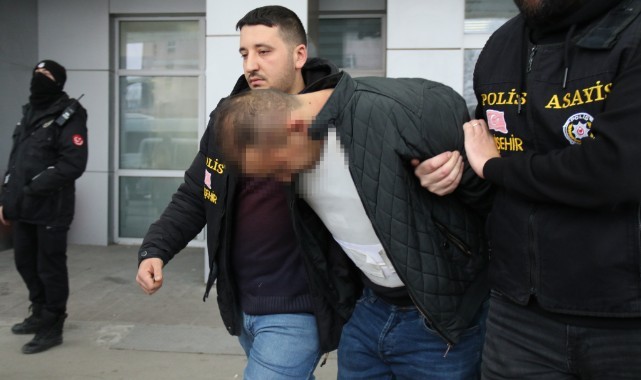 Katil zanlısı kendisini “Silah kendiliğinden ateş aldı” diyerek savundu