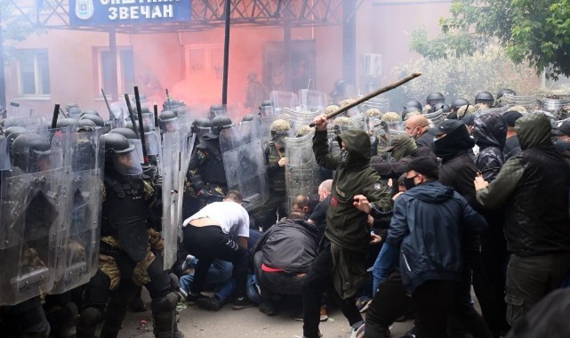 Kosova'daki olaylarda 25'i KFOR askeri 75 kişi yaralandı