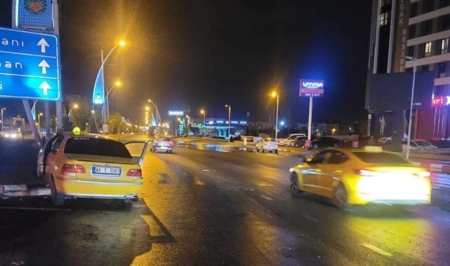 Malatya’da iki araç çarpıştı: 4 yaralı