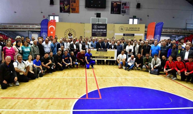 Manisa'da 261 spor kulübüne 5 milyon 505 bin TL destek