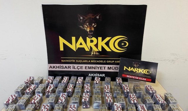 Manisa'da 5 bin 608 adet sentetik hap ele geçirildi