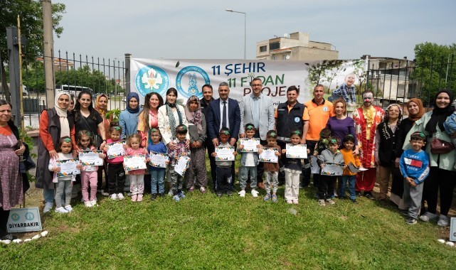  Manisalı çocuklar 11 şehrin anısına 11 fidan dikti 