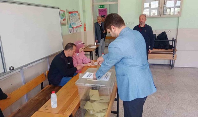 Manisalılar sandık başında