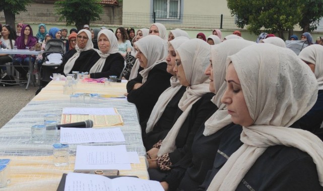 Manisa'nın ilk Köy Yaşam Merkezinde Kur'an-ı Kerim şöleni
