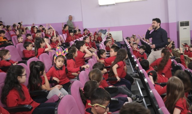 Miniklere ağız ve diş sağlığı taraması devam ediyor
