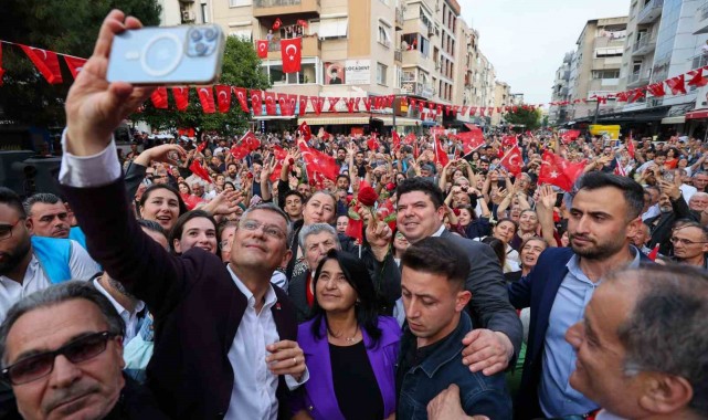 Özgür Özel, Buca'da mitinge dönüşen halk buluşmasında konuştu