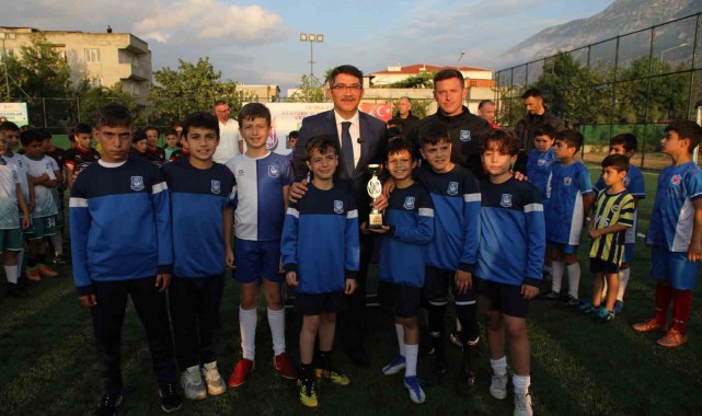 Şehzadeler Belediyesi'nden 19 Mayıs'a özel turnuva