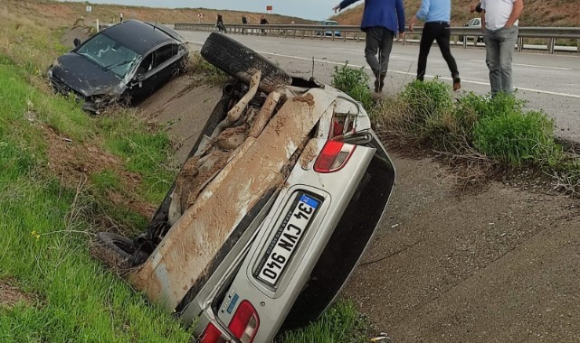 Sivas Gemerek’te zincirleme trafik kazası: 6 yaralı   