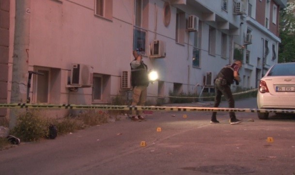 Tartıştığı kişiyi göğsünden vurarak öldürdü