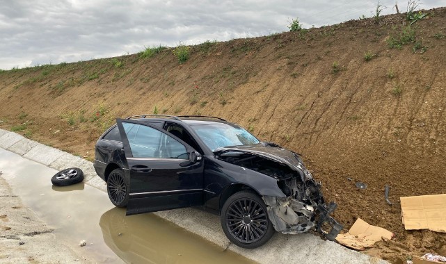 Tekirdağ'da trafik kazası: 1 ölü, 2 yaralı 