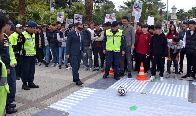 Turgutlu'da Trafik Güvenliği Haftası etkinliği