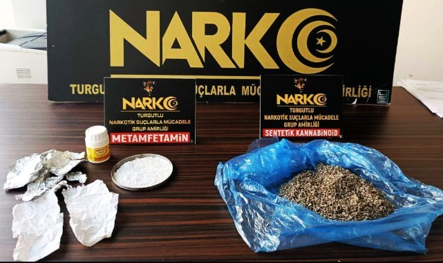 Turgutlu'da uyuşturucudan 2 şüpheli tutuklandı