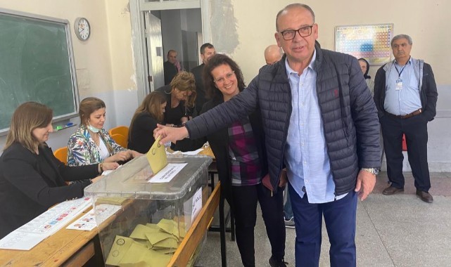 Turgutlu sandık başında