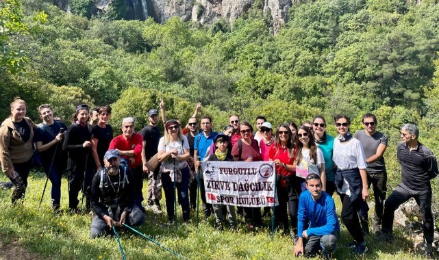 Zirve Dağcılık Türkmen Şelaleleri'ndeydi