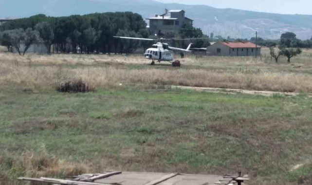 Arızalanan helikopter yerleşim yeri yakınına indi