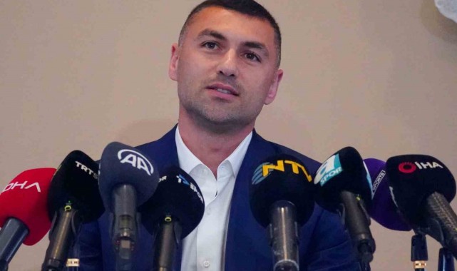 Burak Yılmaz: "Varsa elini taşın altına koyacak birileri ben buradayım"
